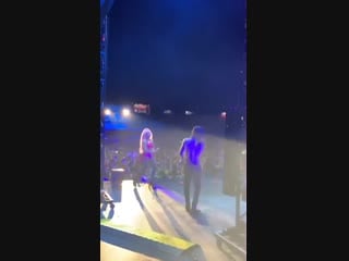 Nicki minaj, swae lee chun swae ("fomo 19")