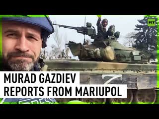 Rt follows russian tank crew as it battles azov battalion in mariupol