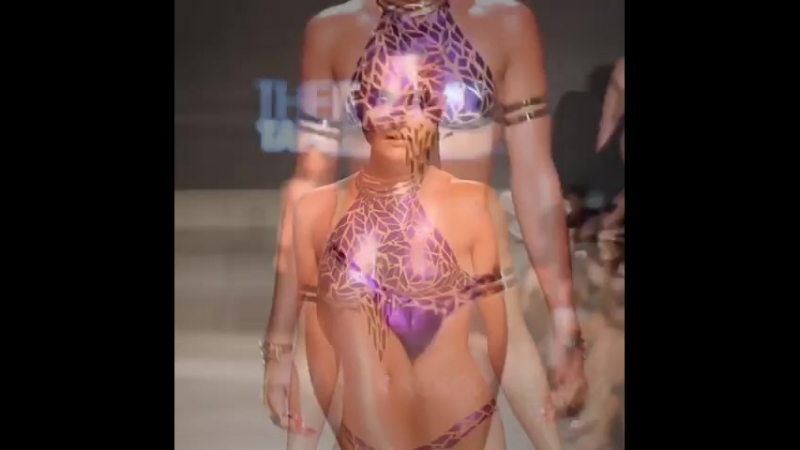Купальники из скотча от black tape project взорвали неделю моды в нью йорке