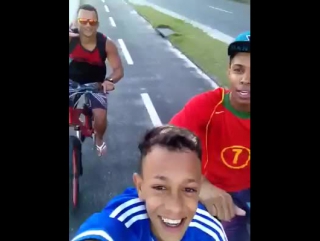 Curtindo um praia hj so falto vc pedro henrique andrade с mateus lorena и marcelo silva