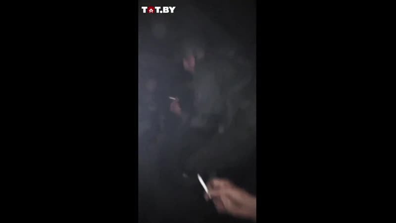 Силовики снимают сторис в инстаграмм [рифмы и панчи]