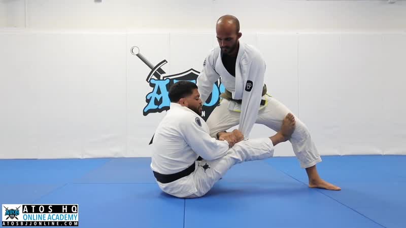 Andre galvao sit up sweep