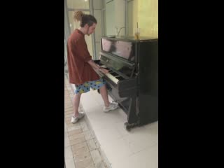 Glam go gang 20200205 225954 76745402982990449926 mp4