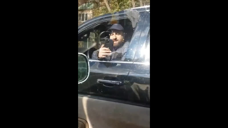 Водитель lexus обплевал и обматерил другого участника дорожного движения