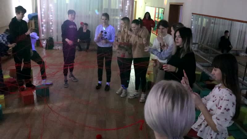 Оранжевая нить