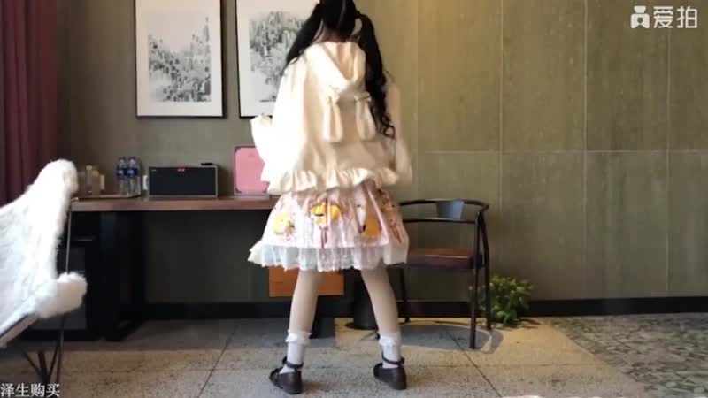 浆果儿（小蘑菇）跳舞视频