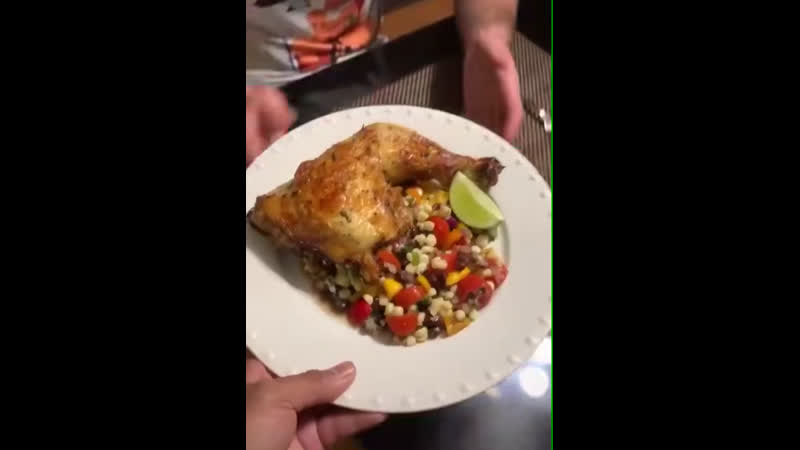 Парень выиграл золотой билет [жю]