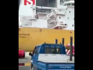 Ulsanport fire seamen seaman toptag sea ocean ship humanatship humana ( 600 x 480 ) mp4