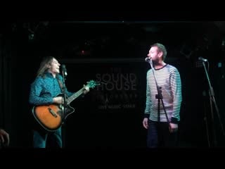 Tom meighan (kasabian) covers she loves you (the beatles cover)