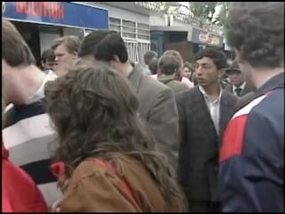 Ussr; street market in moscow 1990?| history porn