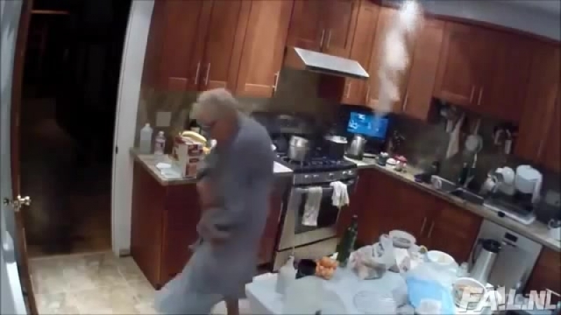 Паша вызови пожарных