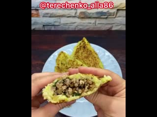 Кабачковые чебуреки