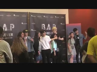 Himchan photo session with fans @ 2018 north america tour "forever" indio (la)