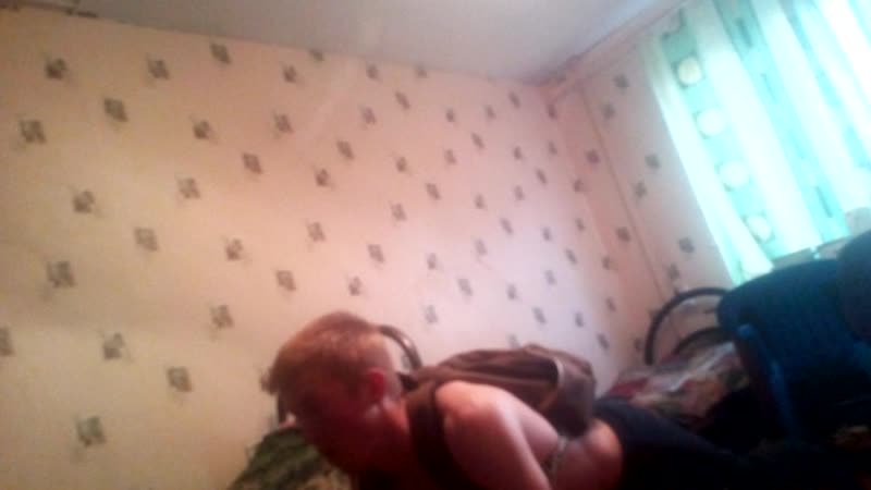 Максимум porn video – Отжимания от пола(третий подход с рюкзаком максимум)
