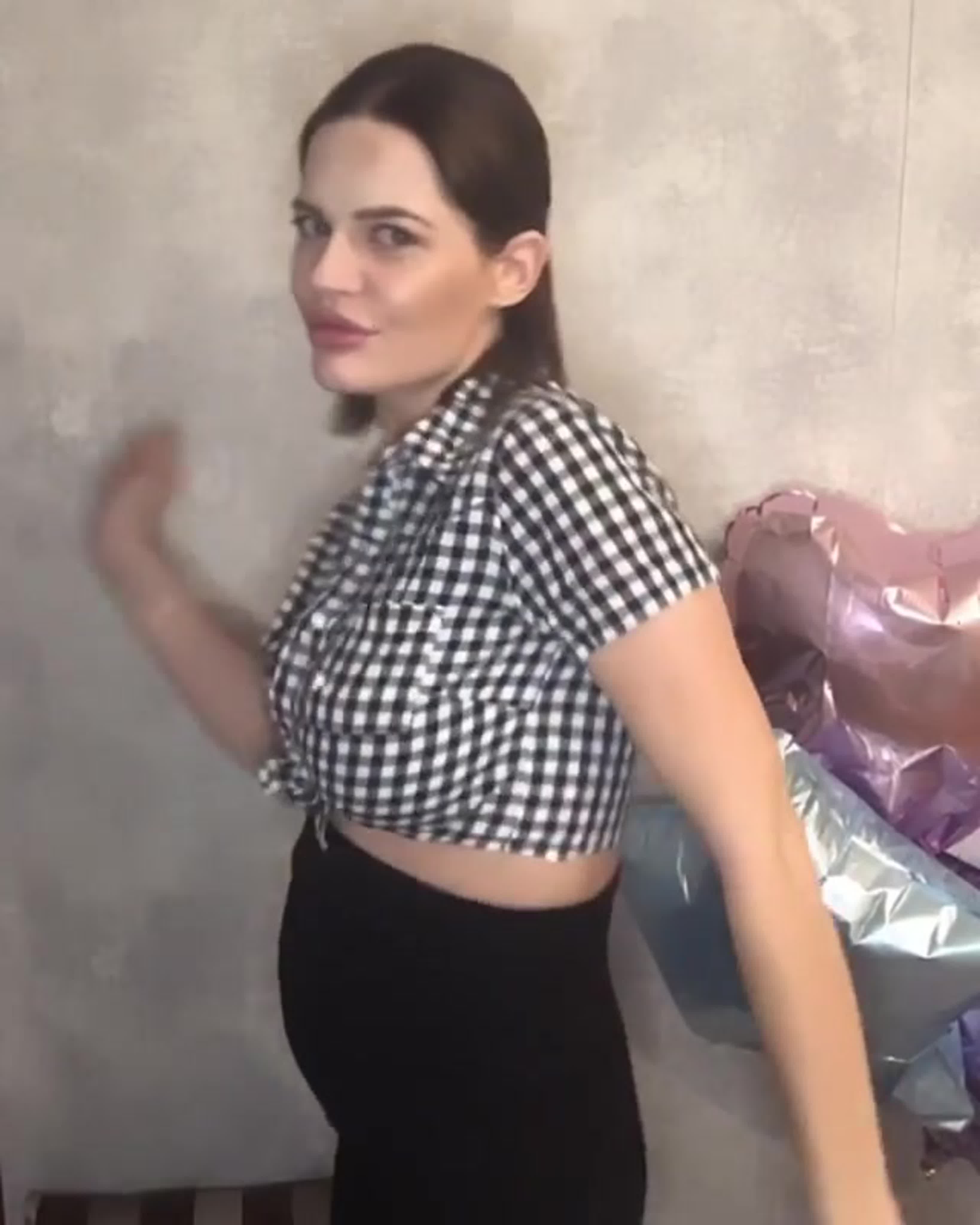 селена гомес  leaked nude 