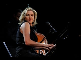 Diana krall jockey full of bourbon ( cover, montreux, 2010)