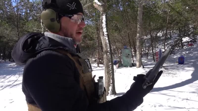 [zёбра] футуристическая плечевая броня | разрушительное ранчо | перевод zёбры