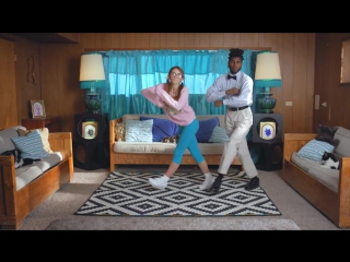 Cat lady dance (amymarie gaertner glitch) @scottdw