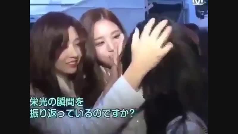 Eunbi porn video – Eunbi keep crying at the backstage when izone received their rookie award kwon leader ㅠㅠㅠㅠ