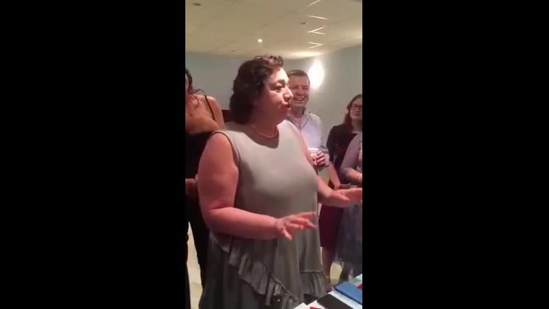 Анекдот разрешите поссать! [18+]