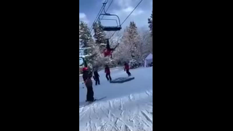 Лыжник попался