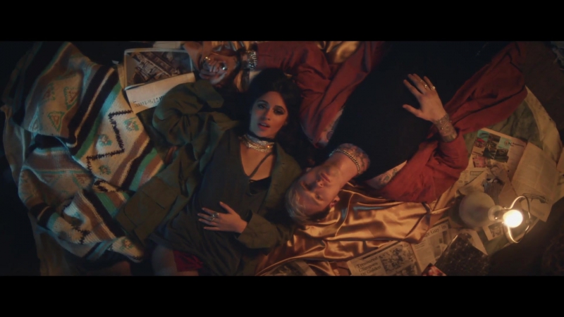 Machine gun kelly bad things (feat camila cabello)