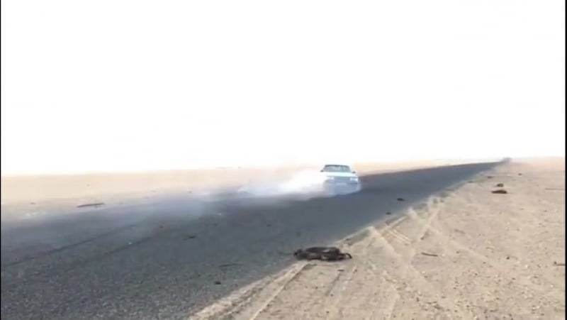 • • ‏وش حيلة اللي فالهوى ماله نصيب يركض ورى الدنيا лондон