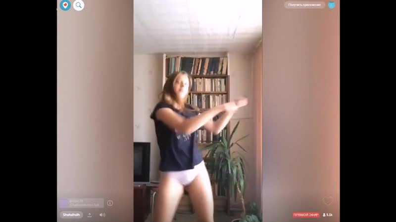 Молодые веселятся и целуются на стриме голая , секс , молодая , школа , Sex , расческа , вписка , Porn , домашка , Periscope , офф , жмж