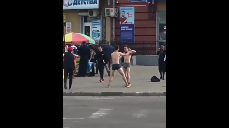 Голые танцы в благовещенске