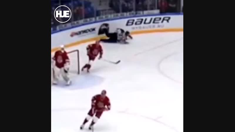 Арбитру эдуардо одинышу сломали ногу в двух местах в матче