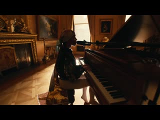 Fka twigs cellophane, live at the wallace collection