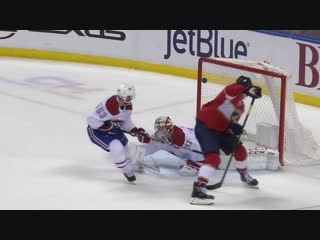 Aleksander barkov wows crowd with unbelievable between the legs goal