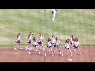 160405 우주소녀(wjsn) catch me @kt wiz 홈 개막전 [직캠 fancam] by 벤뎅이