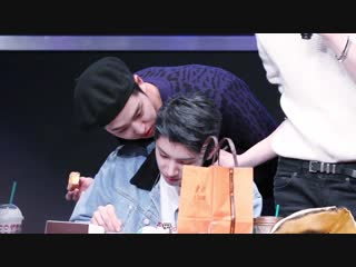 [fancam] 181027 wooseok focus @ sinchon uplex jade hall