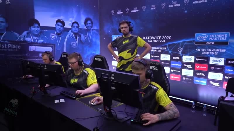 Нави за кадром