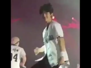 Бэкки шалит d