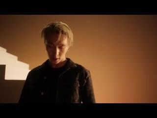 200304 lay weibo update