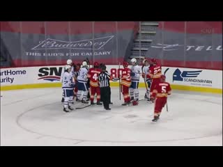 Nhl 2021 scrums jake muzzin and matthew tkachuk