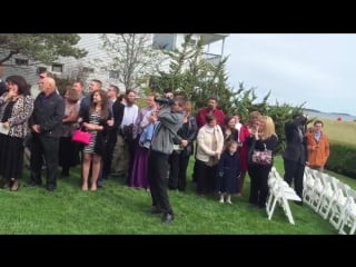 Dad surprises daughter by walking her down the aisle at her wedding