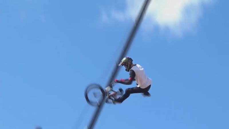 Бабо паровоз