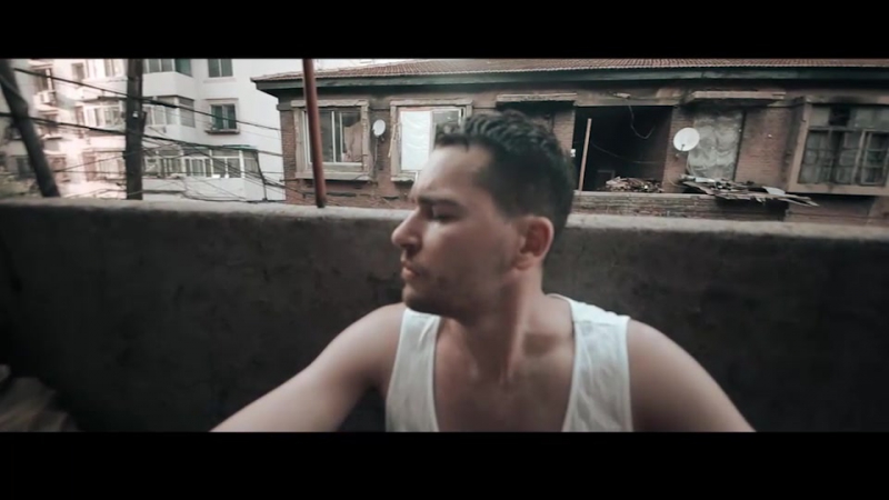 Lwtv part 2 "flower bomb" （老外tv)