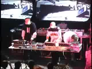 Pushing buttons dj shadow, cut chemist, dj numark (2002)