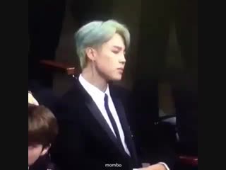 Jimin’s reaction to a fan yelling his name is so sweet i uwu