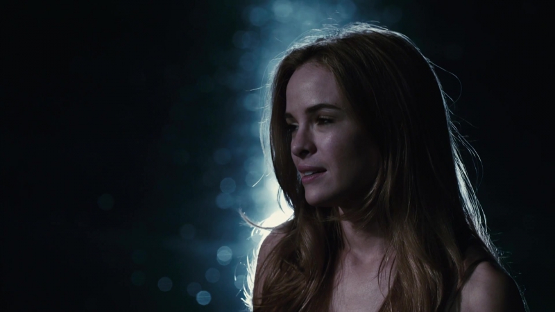 Danielle panabaker piranha 3dd (2012) 1