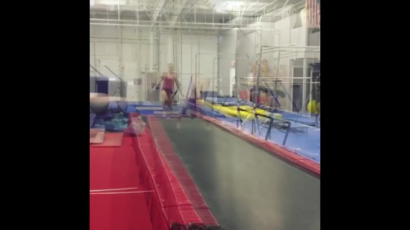 Felice herrig gymnastics training