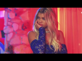 Prettylittlething starring sofia richie behind the scenes prettylittlething