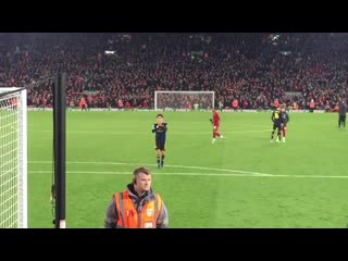 Captain bellerin at full time, checking if everyone who fell in the celebrations of amn’s mp4