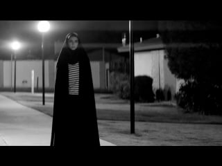 Девушка возвращается одна ночью домой / a girl walks home alone at night / ана лили амирпур, 2014 (ужасы, триллер, мелодрама)