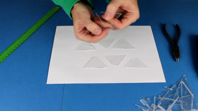 Преврати свой смартфон в 3d голограмму