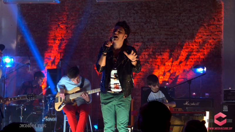 Uzari lucy in the sky with diamonds (the beatles cover)